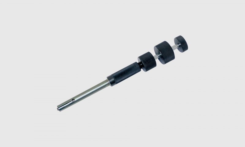 Diesel injector extractors for professional mechanics